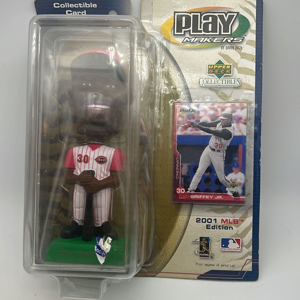 Upper Deck PlayMakers 2001‎ Ken Griffey Jr. Bobble Head